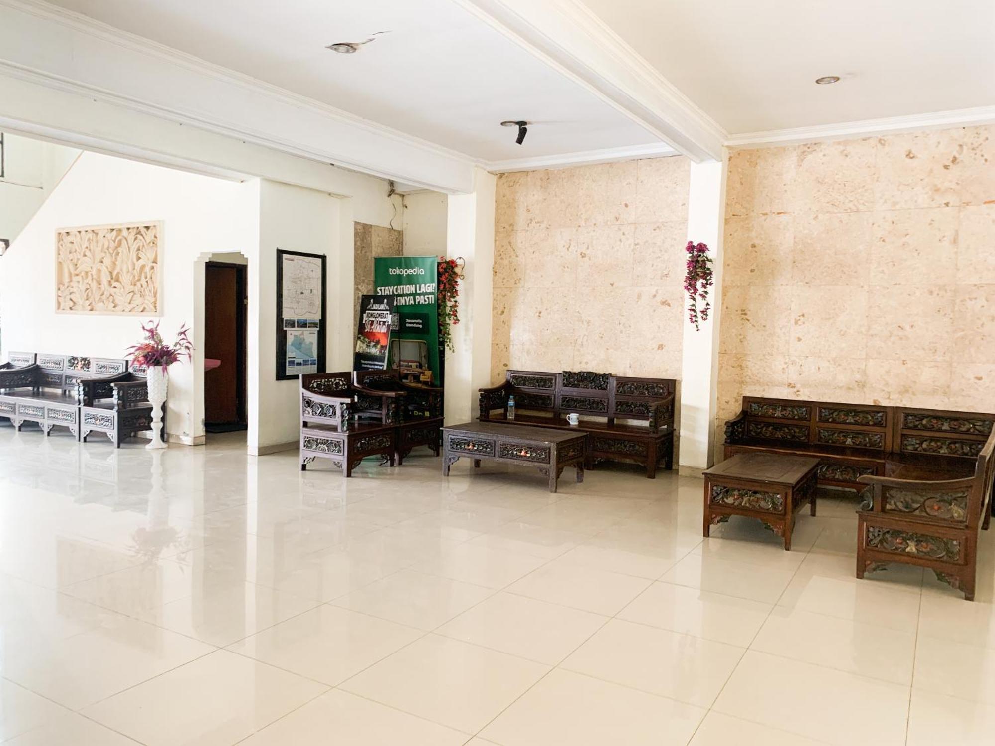 Musafira Syariah Malioboro Mitra Reddoorz Hotel Yogyakarta